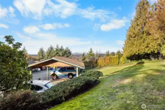 Corner unit with porch and yard space