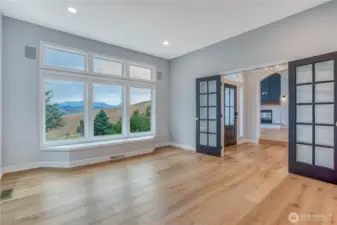 Sitting/hobby Room -Vacant