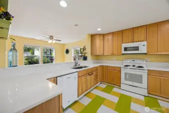 Gorgeous white quartz countertops.