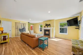 Light and bright atmosphere in this joyful home!