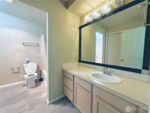 Full bathroom