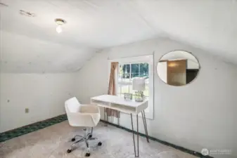 Room 1 upper floor