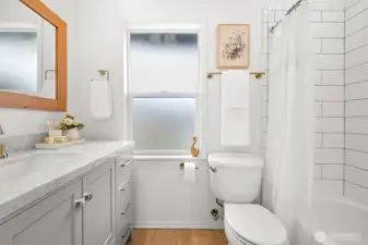 En suite off the primary.