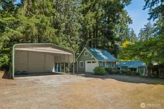 2-car carport