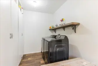 mudroom/laundry room