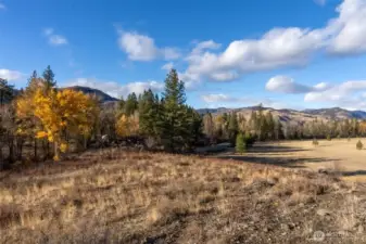 Looking up valley along the scenic Eastside Chewuch Road
