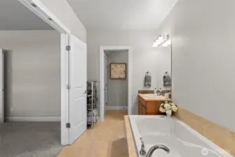 Primary Bathroom, Soaking Tub, Dual Vanities, Storage