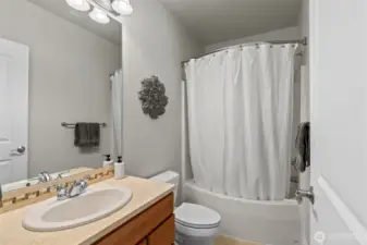 Upper Level Guest Bathroom, Soaking Tub