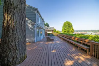 Large expansive deck with built in seating and views for days!
