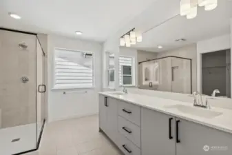 Primary bath (Facade, Ext Colors, Interior Photos & Floor Plans for illustrative purposes only. Actual Facade, Ext Colors, Interiors & Floor Plans may differ.)