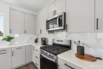 (Facade, Ext Colors, Interior Photos & Floor Plans for illustrative purposes only. Actual Facade, Ext Colors, Interiors & Floor Plans may differ.)