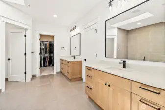 Dual sinks.