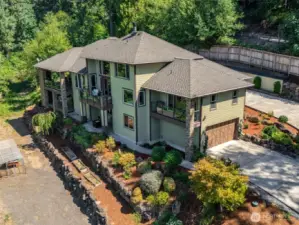 9.58 acres of riverfront property—room to live, grow, and dream.