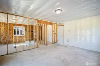 Photographs are for illustrative purposes only. Features, finishes, interior/exterior colors, landscaping and floorplan shown may vary from actual homes built.