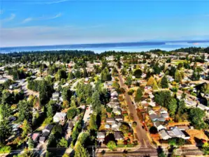 Close to Seahurst Park and Olde Burien.