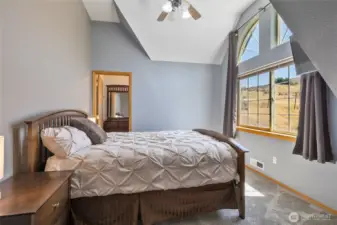 Upper bedroom - There are 2 bedrooms, a full bath and an loft on the second level.