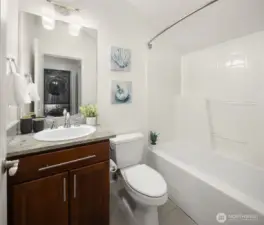 Upper Full Bath