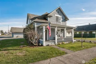 Historic Charm on Display – Classic Lines and Vintage Appeal