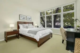 2nd bedroom