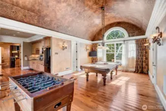 Let the fun begin! 3/4 bath is part of the room. If desired, this whole area could be M-I-L.