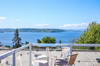 Roof Top Deck is Perfect for New Year's Eve or th of July