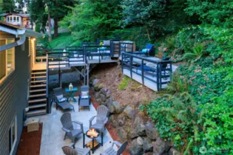 Treehouse sanctuary awaits!