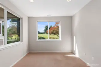 Den overlooking golf course