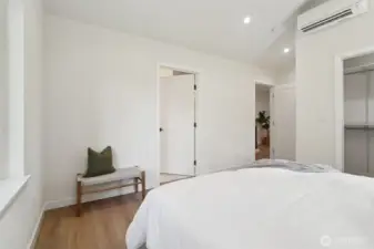 Photos of staged unit, 20313A