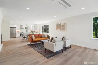 Photos of staged unit, 20313A