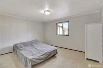 second bedroom! both do not have built in closets.