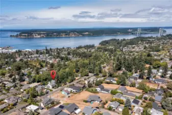 House in relation to Narrows Bridge & Sound. Whole Foods and City Center a mile away! Bike paths & sidewalks abound.