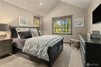 Upstairs Ensuite #2