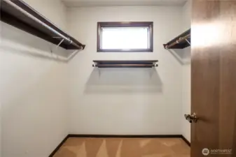 Walk-in closet