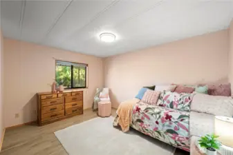 2nd bedroom to spread out.