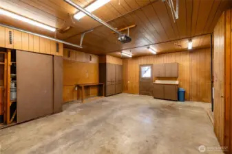 Extra deep single car garage