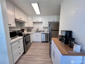 01 kitchen