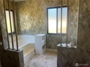 Primary bath and shower to my left