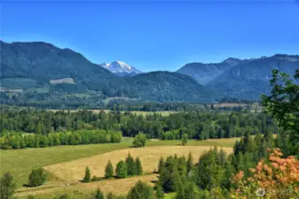 Mt. Rainier views from Lot 3