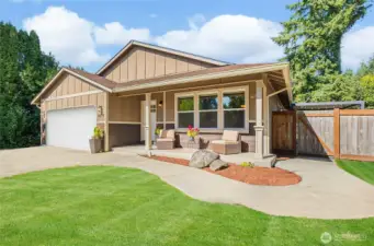 This one has it all! One-Story Home in Gem Heights, one of Puyallup's Most Popular Neighborhoods!
