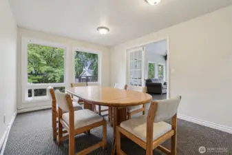 This handy meeting area in the clubhouse could be great for a board games night with friends or fantasy sports draft!