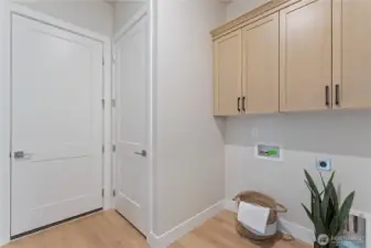 This photo/rendering is provided for illustrative purposes only. It does not depict the actual property, finishes, or furnishings, which may differ.