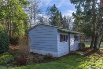 Detached shed for storage or projects