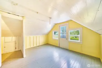 Dutch door to greet the morning from the upstairs