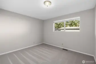 Second bedroom.