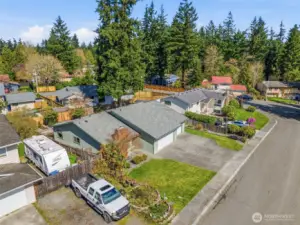 Aerial view. Unmatched convenience. Turn the key and live!