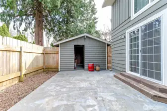 Additional storage building