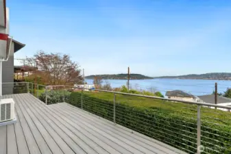 lower deck view
