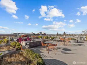 Firepit, western-view hangout