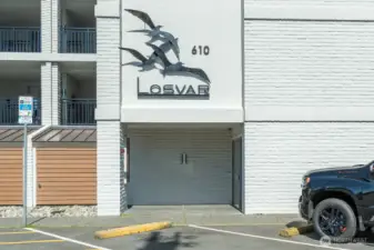 Very well maintained complex with Secure entry.