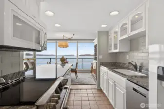 Kitchen even takes advantage of the view!